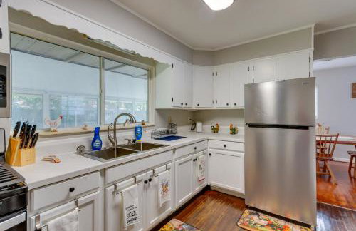 Sunny Fort Walton Beach Vacation Rental with Yard! - Foto 10