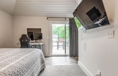 Cozy 1-Bedroom Retreat in Tulsa - Photo 17