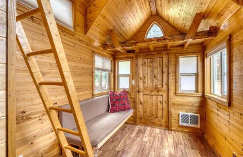 Stay Portland - Restored Farmhouse & Backyard Tiny House Village - Photo 36