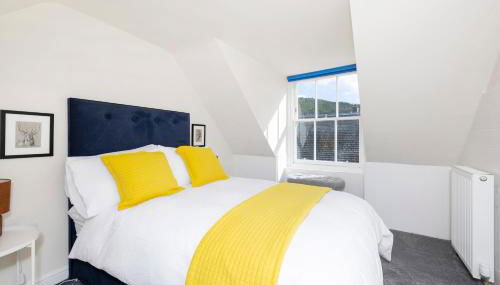 2 bedroom apartment on Peebles High Street - Foto 4