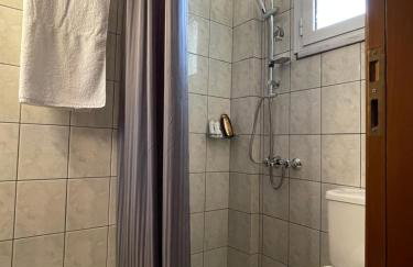 Flo's Apartments - Foto 6