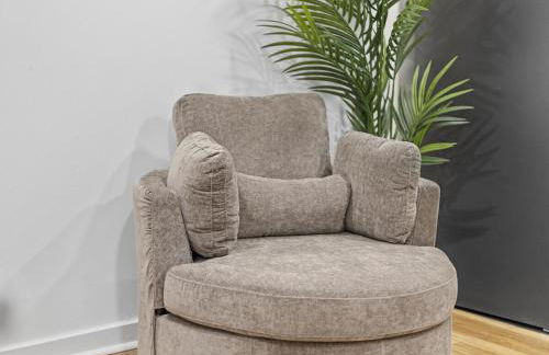 Lawrenceville Central !2 Stylish and Quiet One Bedroom Apartment with Free Street Parking - Foto 4