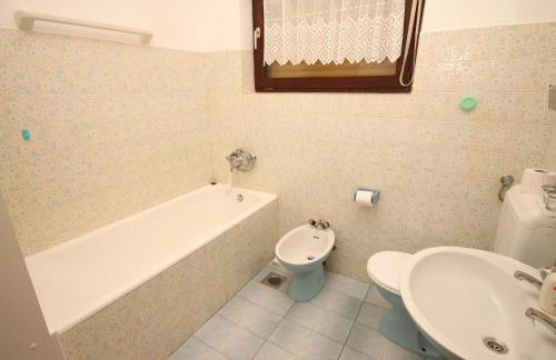 Apartments with parking space Ugljan - 8493 - Foto 20