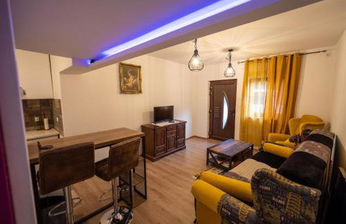 Arabeska Majeli - Photo 1