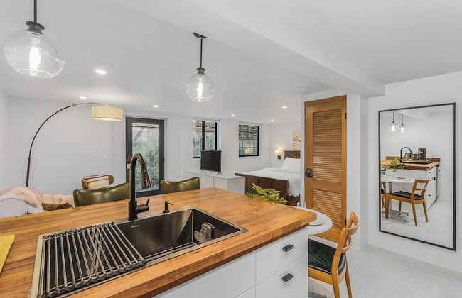 Sunnyside Studio on Green Lake - Photo 4