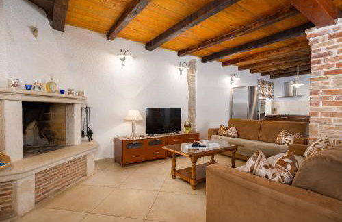 My Villa Ida with pool in Višnjan, Istria - Photo 42