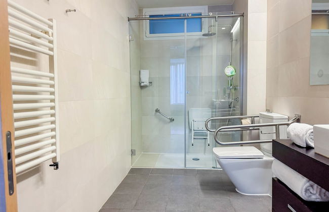 Jardines de Uleta Suites - Photo 66