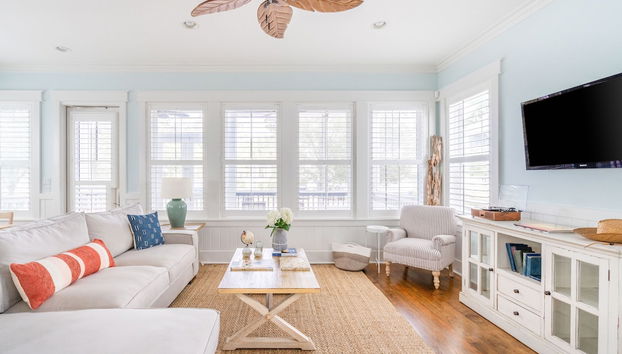 Pearl by Avantstay Idyllic Seaside Getaway w 2 Large Decks Lush Garden - Foto 2, Habitación