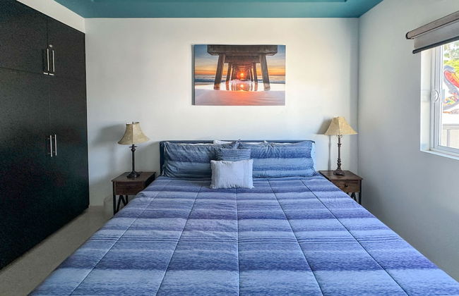 Modern 3BR Family Escape - Foto 33