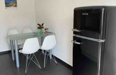 Preiswertes stilvolles Zimmer im privaten Haus mit großem schönem modernem Gemeinschaft Badenzimmer - Foto 42