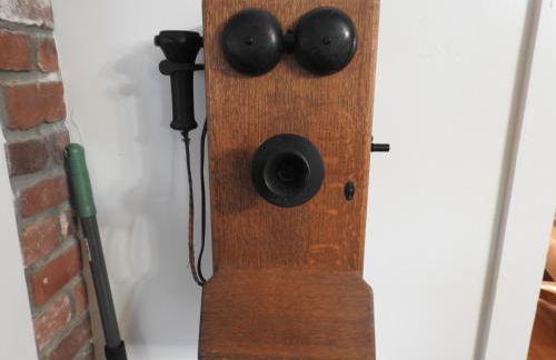 Miners Choice 3 Bedroom on Main St Bonus Rooms Sleeps up to 9 TV WIFI Piano - Foto 45