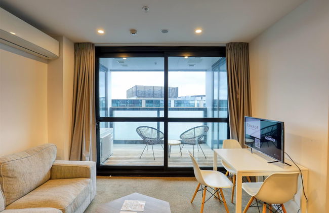 Ramada Suites By Wyndham Victoria Street West - Photo 27