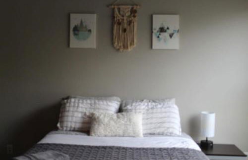 Spacious 2BR Suite Plus Patio Near Iowa State - Foto 21