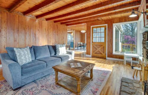 Henderson Cabin with Deck and Scenic Lake Views! - Foto 5