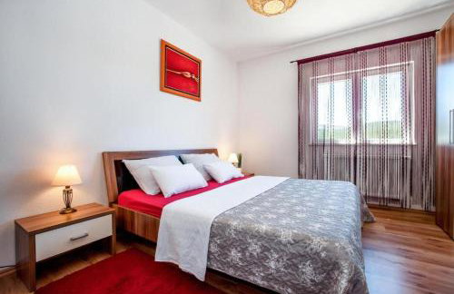 Family friendly house with a swimming pool Vrpolje, Sibenik - 24345 - Photo 18