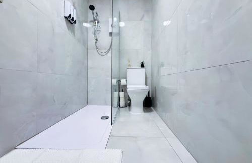 Gorgeous 1 bed flat, Sleeps 4, free Parking, Pet friendly, Pudsey, Leeds - Foto 40