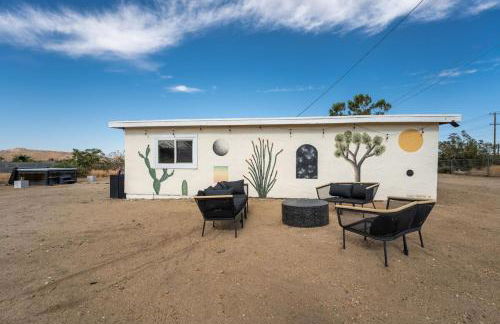 Desert Artist Oasis- Firepit - Spa - 5 min to Joshua Tree - Foto 11