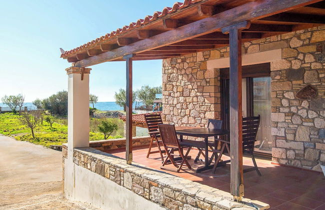 Beachfront Stone House - Samos Seaview Retreat - Foto 16