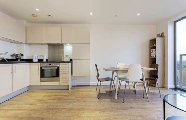Modern 1 Bedroom Apartment Near Canary Wharf With Balcony - Foto 14