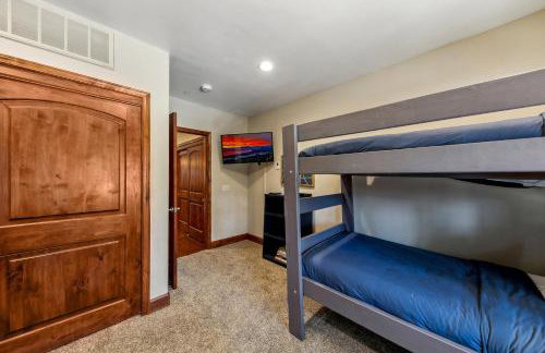 Steps to Heavenly Lake & More Tahoe Woods #101 - Foto 17
