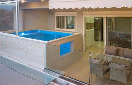 Grand Suites with Private Pools - Photo 31
