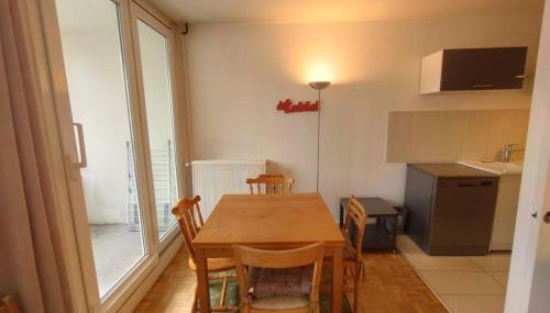 5 mn (450 m) walk Metro/La Defense/Netflix/Parking - Foto 5