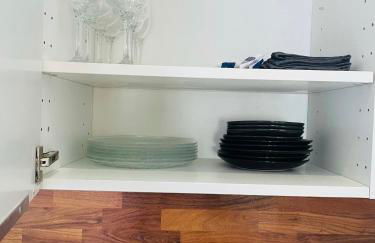 jolie maison individuelle 50 m2 ,design et climatisée, tout confort, wifi, terasse privée , 5 min plage et autoroute, stationnement gratuit - Foto 10