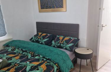 E13 x DM4 weekly monthly deals - Foto 7