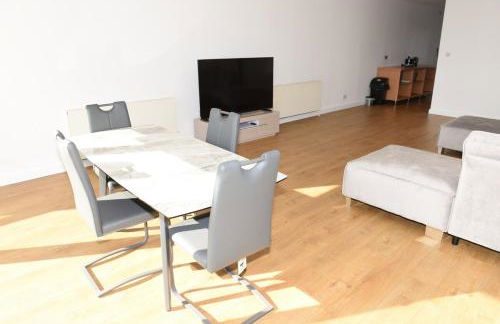 Glasgow Hydro Apt with Great Views - Foto 26