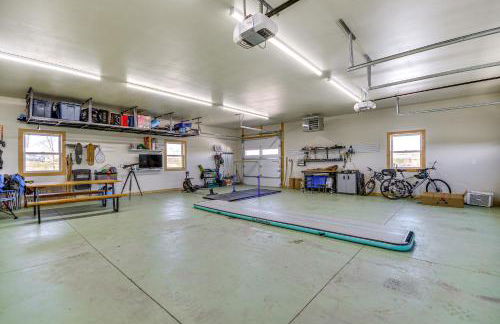 Clark Riverfront Retreat with Fire Pit and Views! - Foto 15