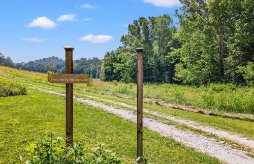 Heavenly Hideaway- Hot Tub, Firepit, Covered Patio - Foto 2