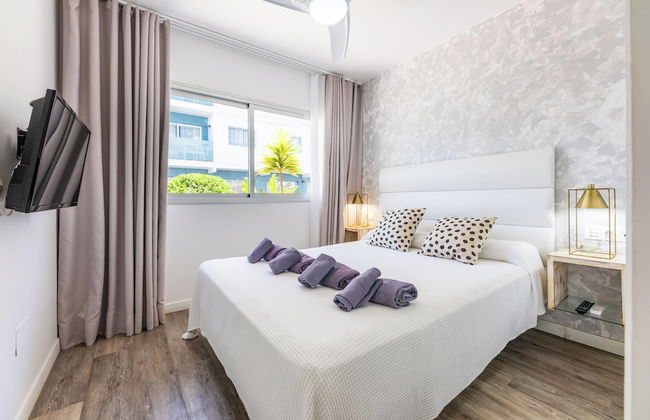 Bristol Sunset Beach - Holiday Apartments - Photo 33