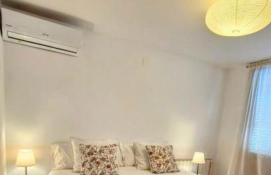 Vila Sitges, big house with pool - Foto 35