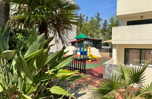 Sea View Apartment, spacious and renovated, 10 minutes to the beach, pool - Photo 19