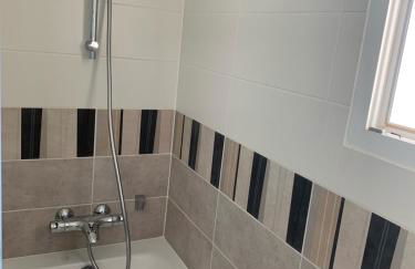 Maison climatisée avec grand jardin, piscine privée et Jacuzzi - Foto 25