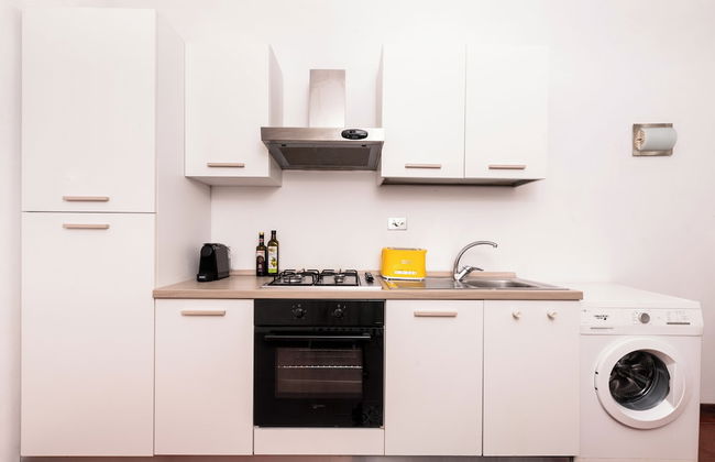 Historic Apt - Wifi - Ac - Top Location - Walk Everywhere - Foto 14