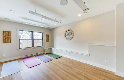 Mountain-View Home in Stoneham with Hot Yoga Studio! - Foto 35