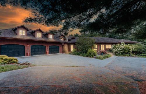 Liberty Lodge Pool & Hot Tub Game Room BBQ - Foto 5