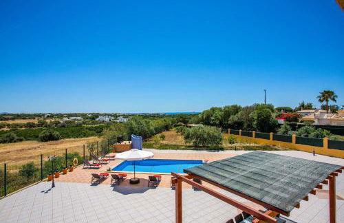 Villa Nincha - Heated Pool - Free wi-fi - Air Con - Foto 31