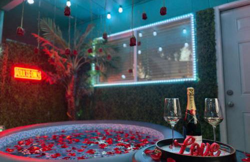 Red Chamber Hot Tub Couples Retreat - Foto 11