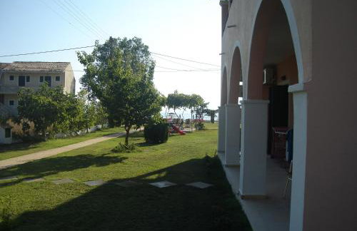 Biscoutsis Apartments & Studios - Foto 19