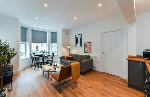 Stylish Flat with En-Suites Near Nature & Amenities - Foto 11