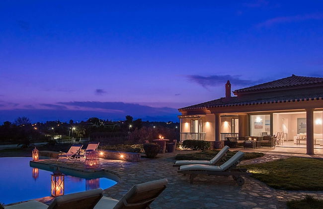 Luxurious Villa in Peloponnese With Pool - Foto 12