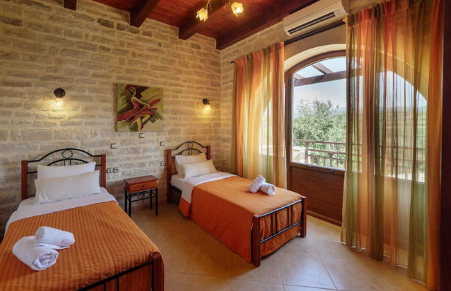 Holiday Home in Arkadi With Private Pool - Foto 2