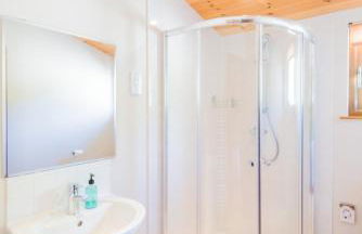 Kingfisher Lodge With Hot Tub Near Cupar, Fife - Foto 37