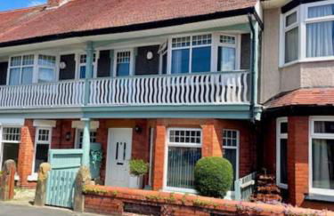 2026 Traveller award winner Just bring clothes - Foto 1