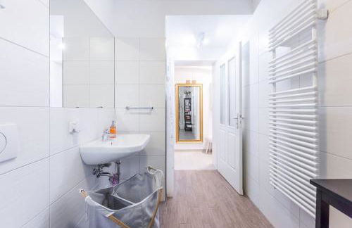 S31 - Room 22 Apartment Bergmannstraße Back - Foto 26