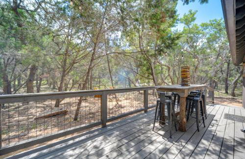 Horse Thief Inn Cabin Retreat with Deck and Hot Tub! - Foto 19