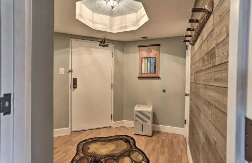 On Big Boulder Lake Condo with Community Pools! - Foto 7