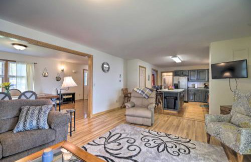 Lake Champlain Home with Decks, Kayaks and Fire Pit! - Foto 5